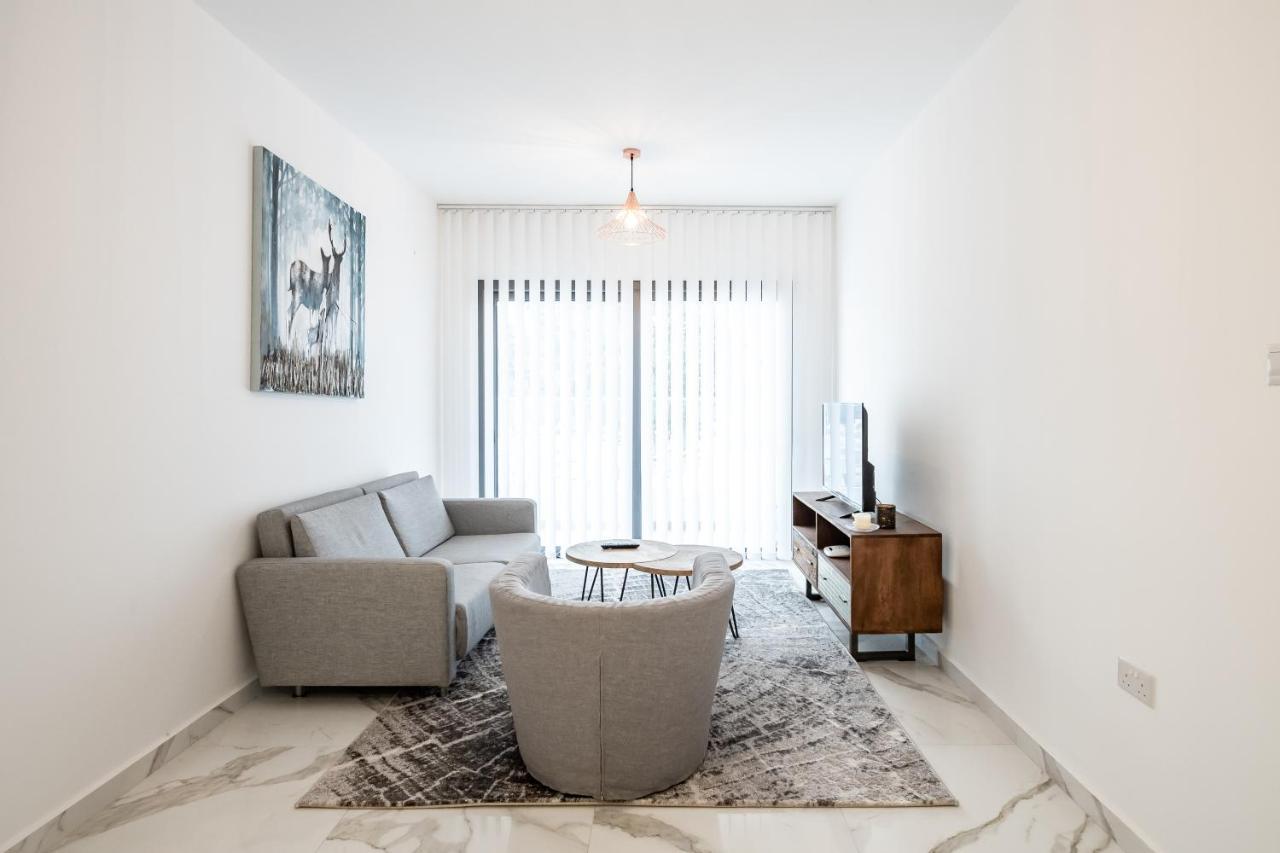 Silver House Boutique Apartment Paphos Exterior photo