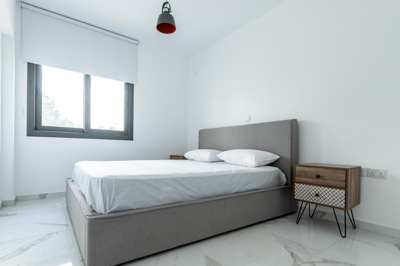 Silver House Boutique Apartment Paphos Exterior photo